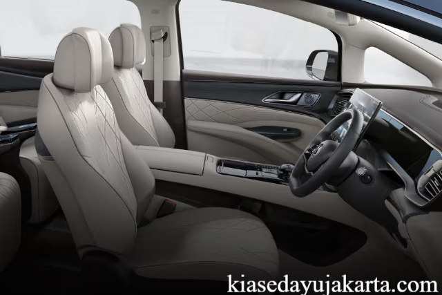 Interior Denza D9 Mobil Listrik dengan Fitur Lengkap dan Inovati